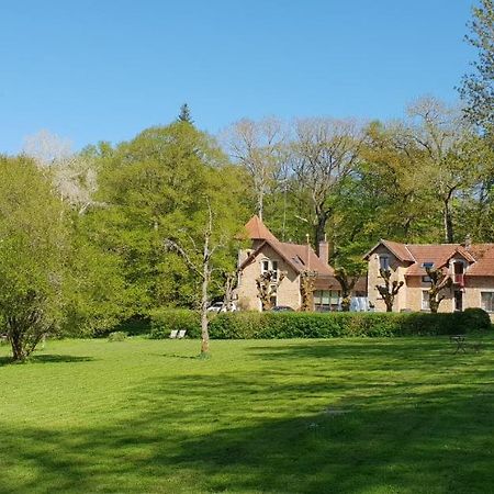 Gite Dans Un Domaine Historique Chevreuse Dış mekan fotoğraf